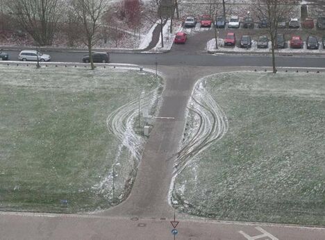 Circular Snow Formation - Funny Pictures and Images