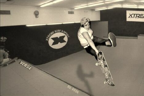 Skateboard Stunts - Funny Pictures and Images